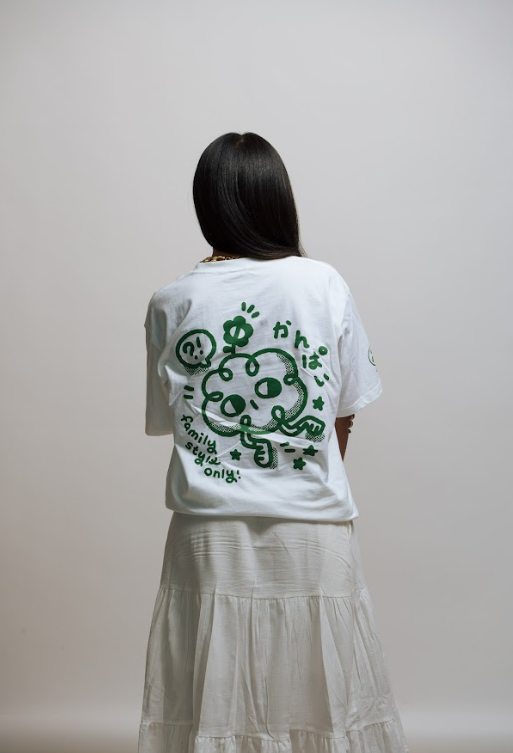 Kazoku: Embroidered short sleeve t-shirt-3